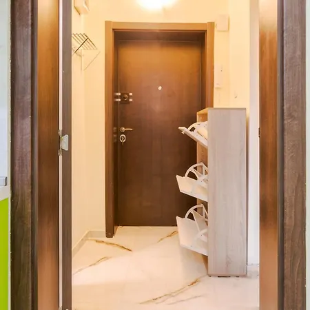 Apartman The Right Choice 6 *